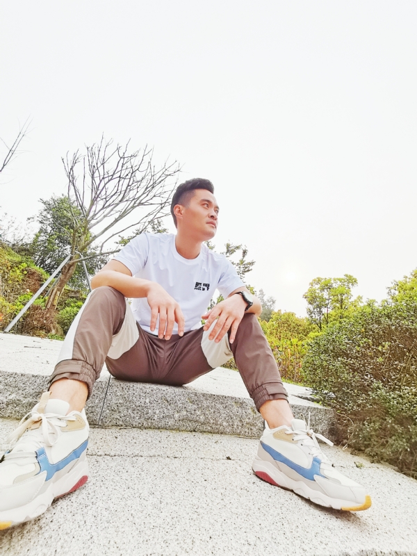 一个人，干净利落的第一张照片--大田相亲网