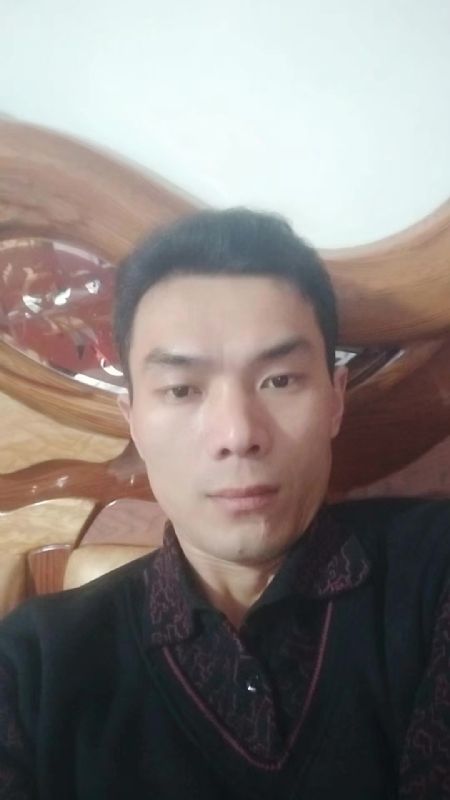 错把真心喂了狗的第四张照片--大田相亲网