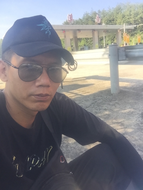 为你再疯一次的第一张照片--大田相亲网