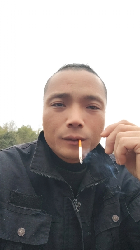 伯爵的第一张照片--大田相亲网